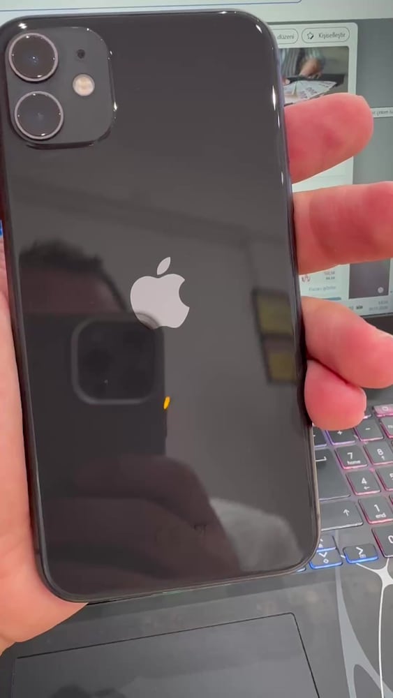 IPHONE 11 128 GB - 2