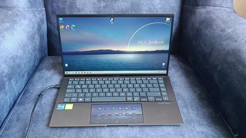 Asus Zenbook 14 i7-1165G7 16GB RAM 1TB SSD NVIDIA MX450 2GB - 2