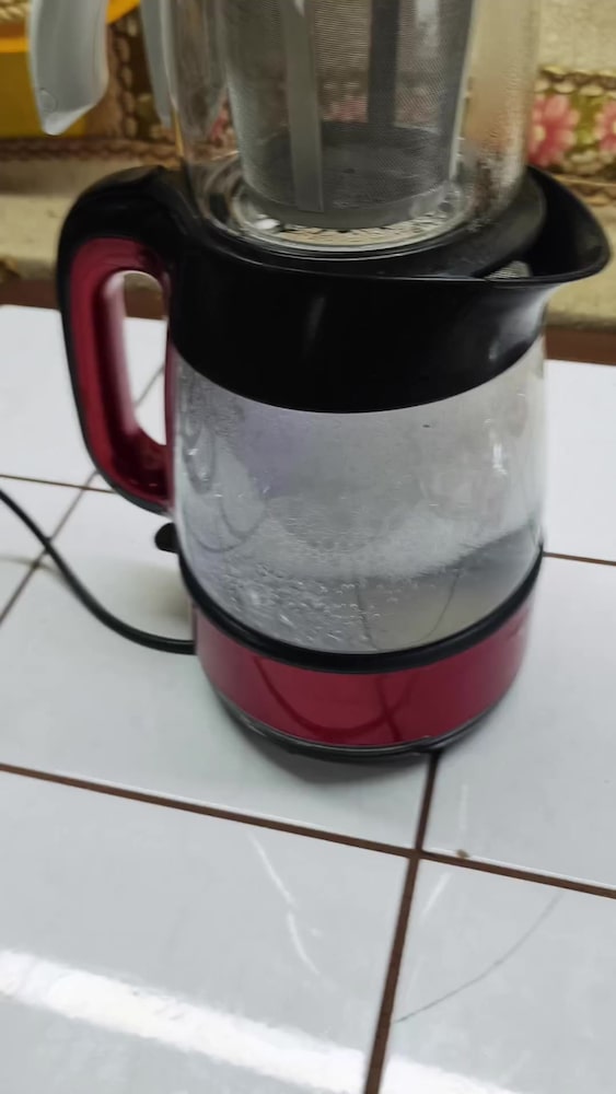 Arçelik Lal 8025 Çay Makinesi Su Haznesi satılık. alt tablası ve demli - 2