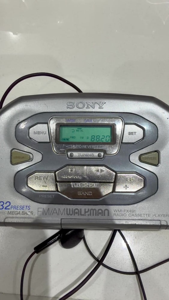 SONY WALKMAN WM-FX491 RADIO KASET PLAYER - 2