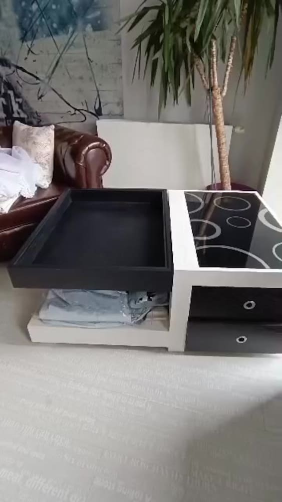 MDF Cam Detaylı Sehpa - 2