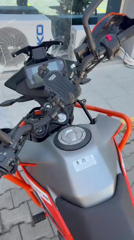 TCDD memurundan sıfır ayarında ekstralı KTM 250 Adventure - 2