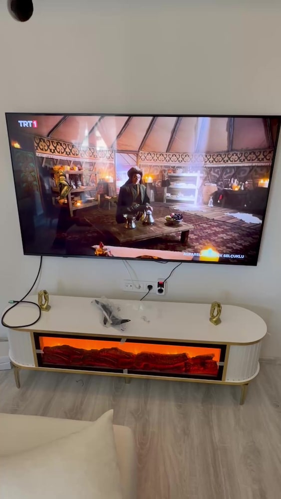65 inç LG QNED AI QNED70B MiniLED 4K 60Hz VRR Smart Televizyon - 2