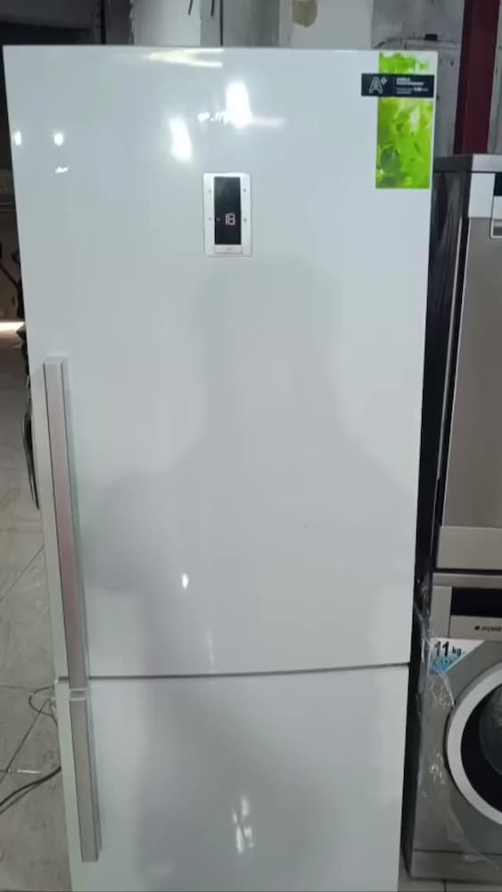 ARÇELİK 600 LİTRE COOL PLUS – ALTTAN DONDURUCULU – MAVİ IŞIK - 2