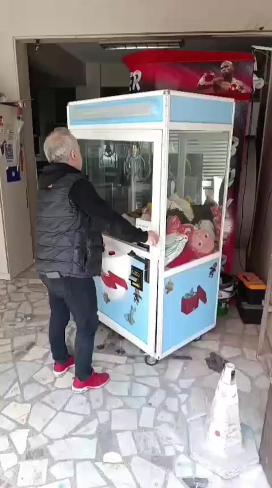 OYUNCAK YAKALAMA MAKİNESİ KEPÇE PELUŞ OYUNCAK OTOMATI - 2