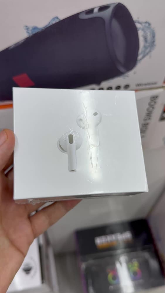 Apple AirPods Pro 3 Kablosuz Kulaklık - 2
