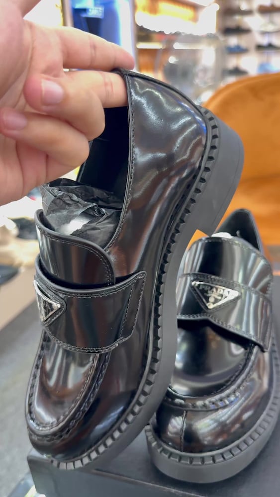 Prada Trianga Siyah Deri Loafer Ayakkabı - 2