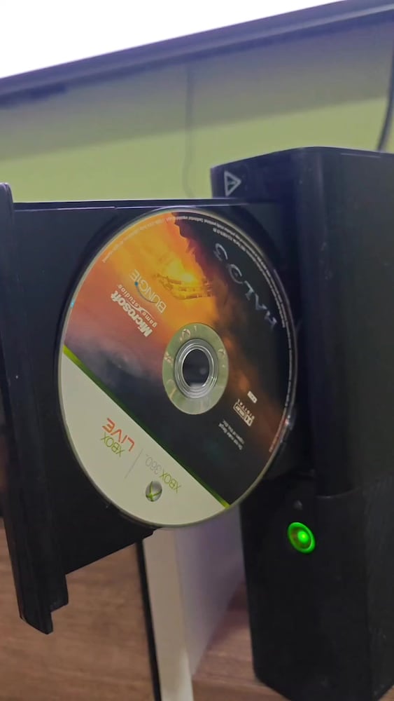 Xbox 360 E Konsol Set + Oyunlar - 2