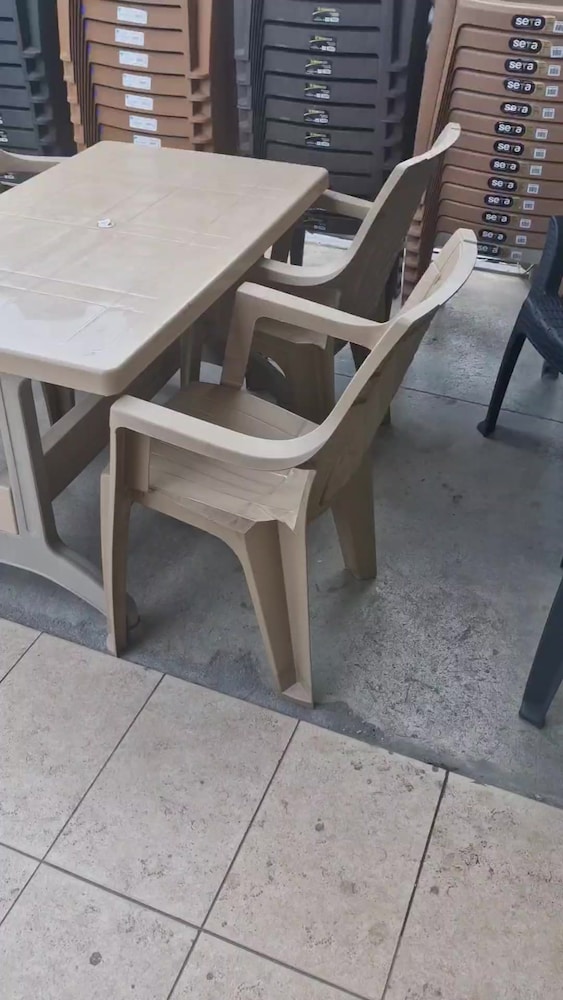 Plastik kapuçino masa sandalye takım - 2