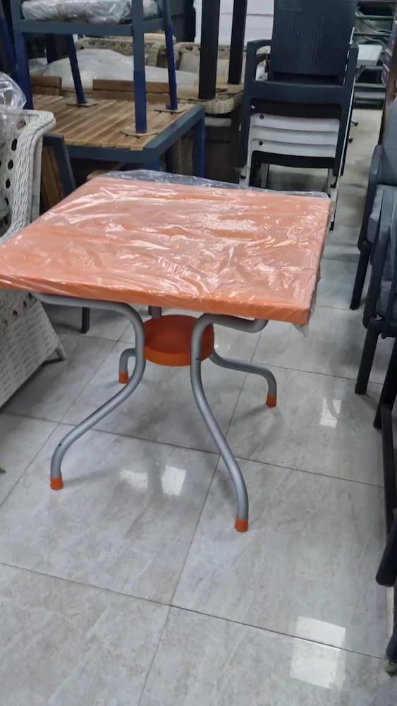 NOVUSSİ PLASTİK TURUNCU MASA | PROFİL AYAKLI | BAHÇE BALKON - 2